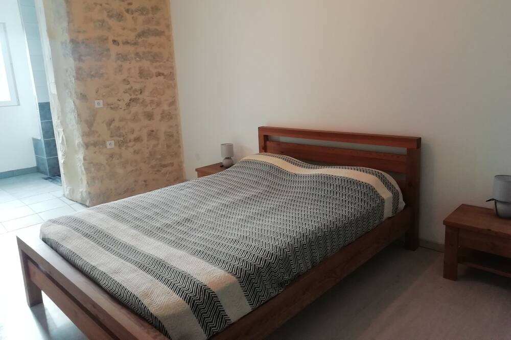 Photo of Bedroom in Saint-Jean-de-Maruejols-et-Avejan