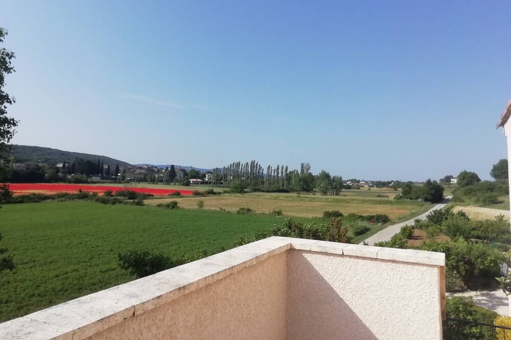 Photo of Outdoor in Saint-Jean-de-Maruejols-et-Avejan