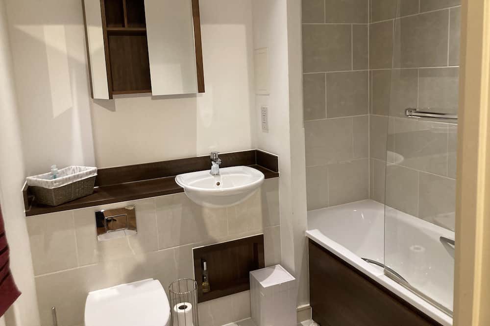 Photo of Bathroom in Waddon