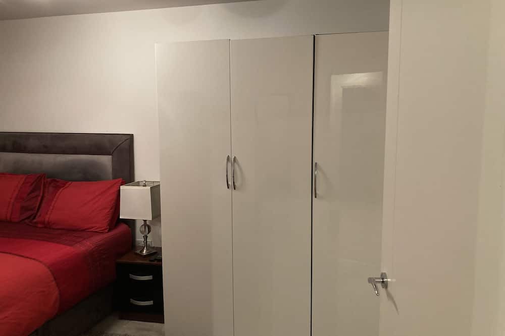 Photo of Others in Waddon