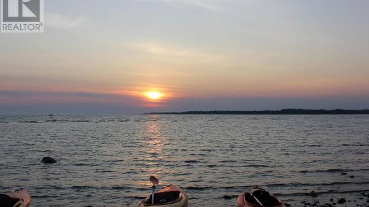 Photo of Others in Providence Bay
