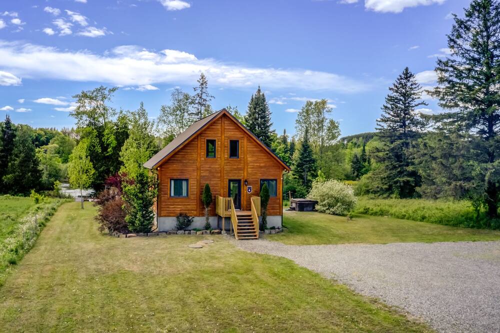 Photo of Outdoor in Cheneville