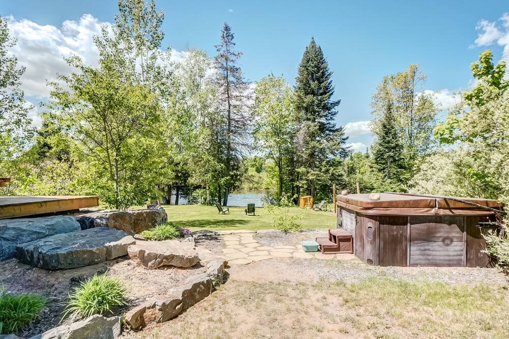 Photo of Outdoor in Cheneville