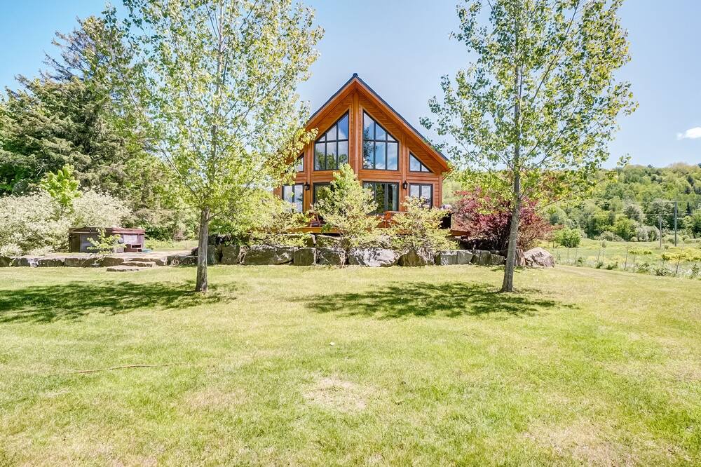 Photo of Outdoor in Cheneville