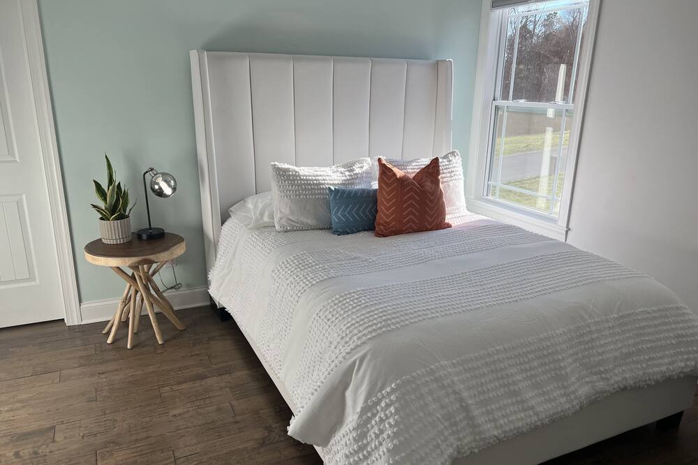 Photo of Bedroom in Gordonsville