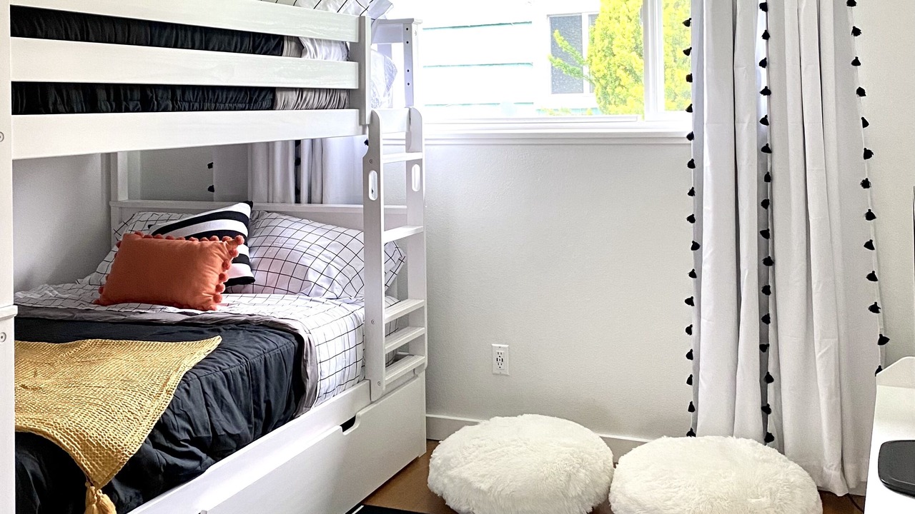 Photo of Others in West End