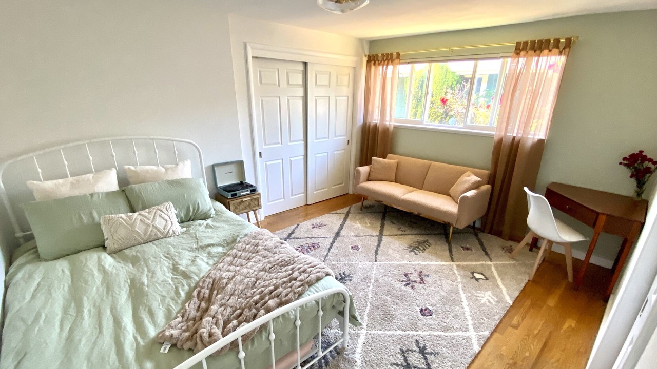 Photo of Others in West End