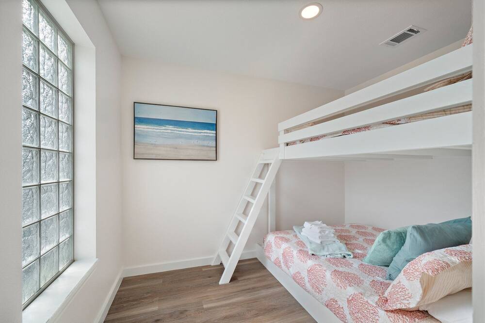 Photo of Bedroom in San Leon