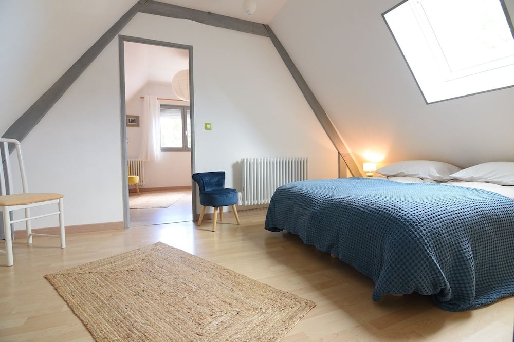 Photo of Bedroom in Greuville