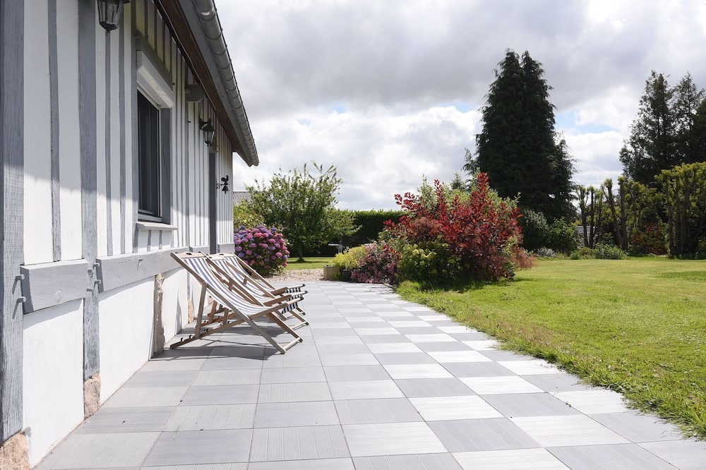 Photo of Outdoor in Greuville
