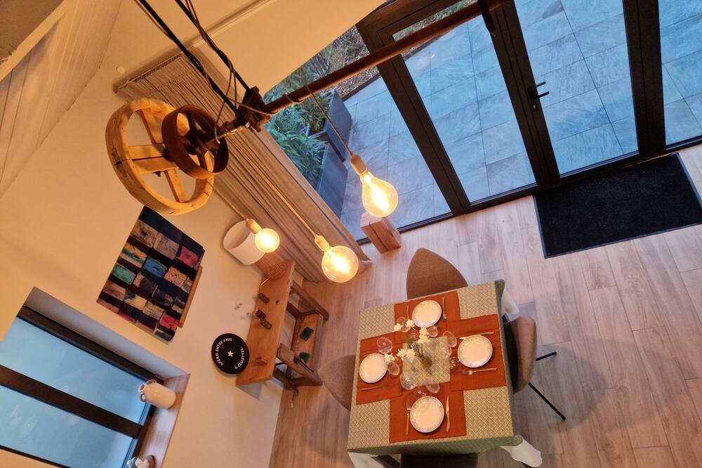 Photo of Others in Cellettes