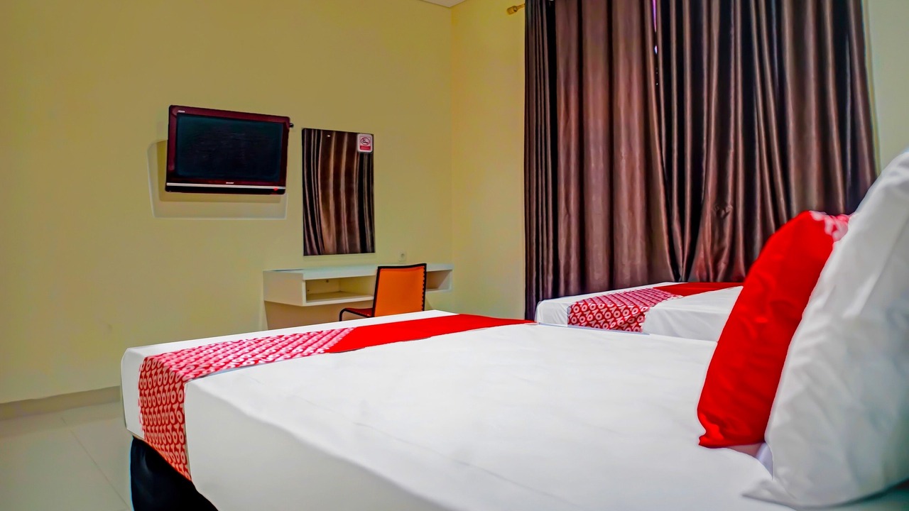 Photo of Bedroom in Watampone