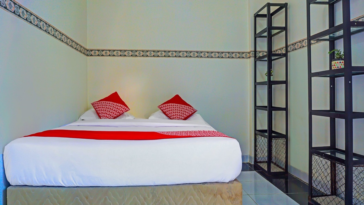 Photo of Bedroom in Watampone