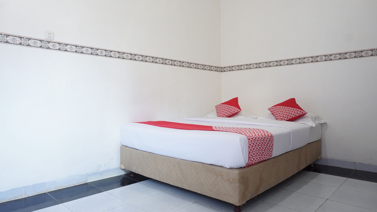 Photo of Bedroom in Watampone