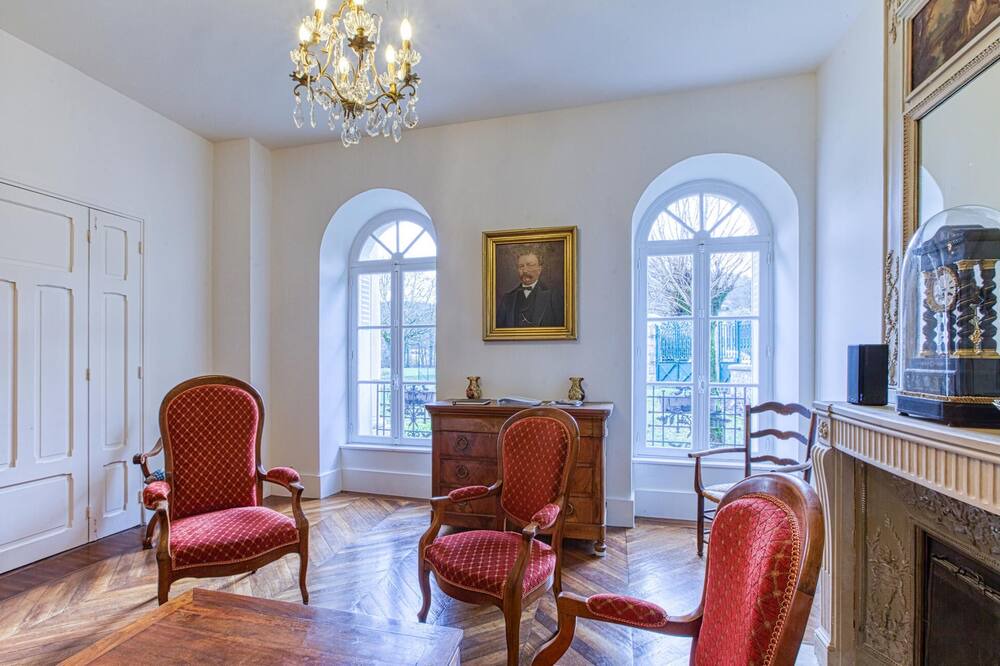 Photo of Bedroom in Espalion