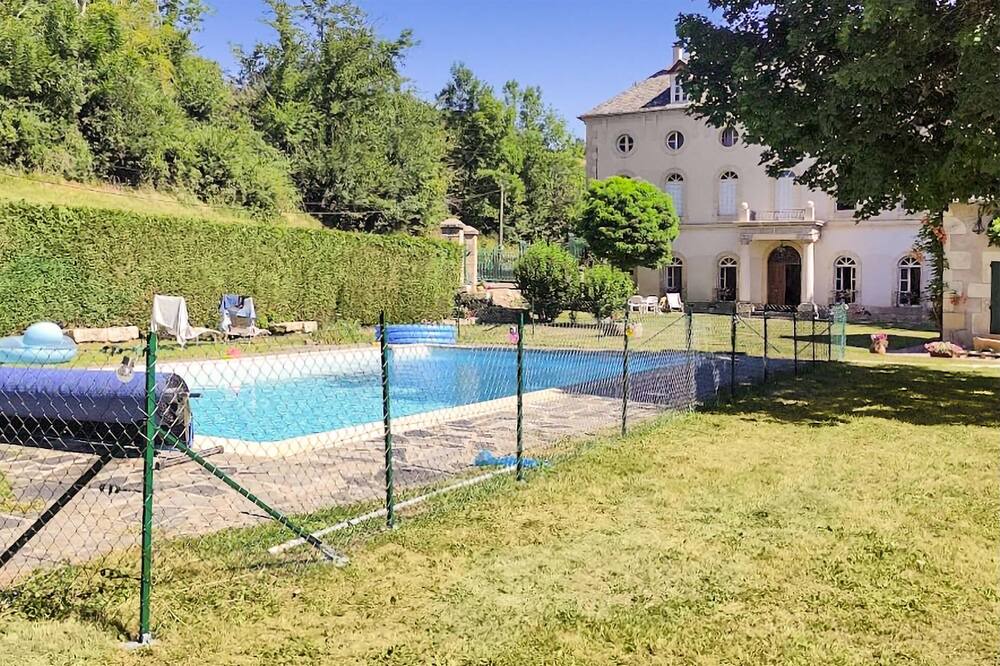Photo of Outdoor in Espalion