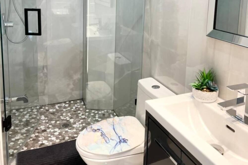 Photo of Bathroom in Mount Pleasant East