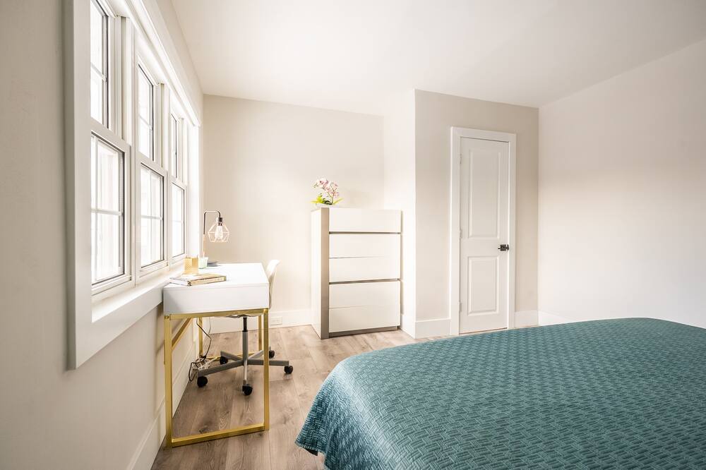 Photo of Bedroom in Mount Pleasant East
