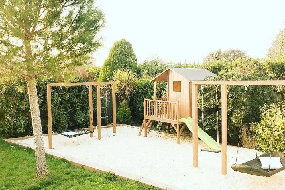 Photo of Outdoor in Vedene
