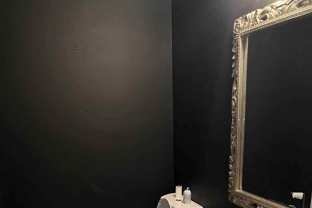 Photo of Bathroom in Lithonia