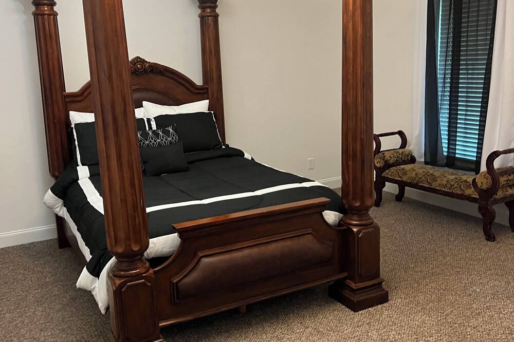 Photo of Others in Lithonia