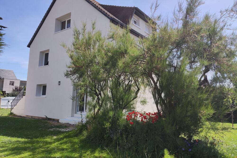Photo of Outdoor in Luc-sur-Mer