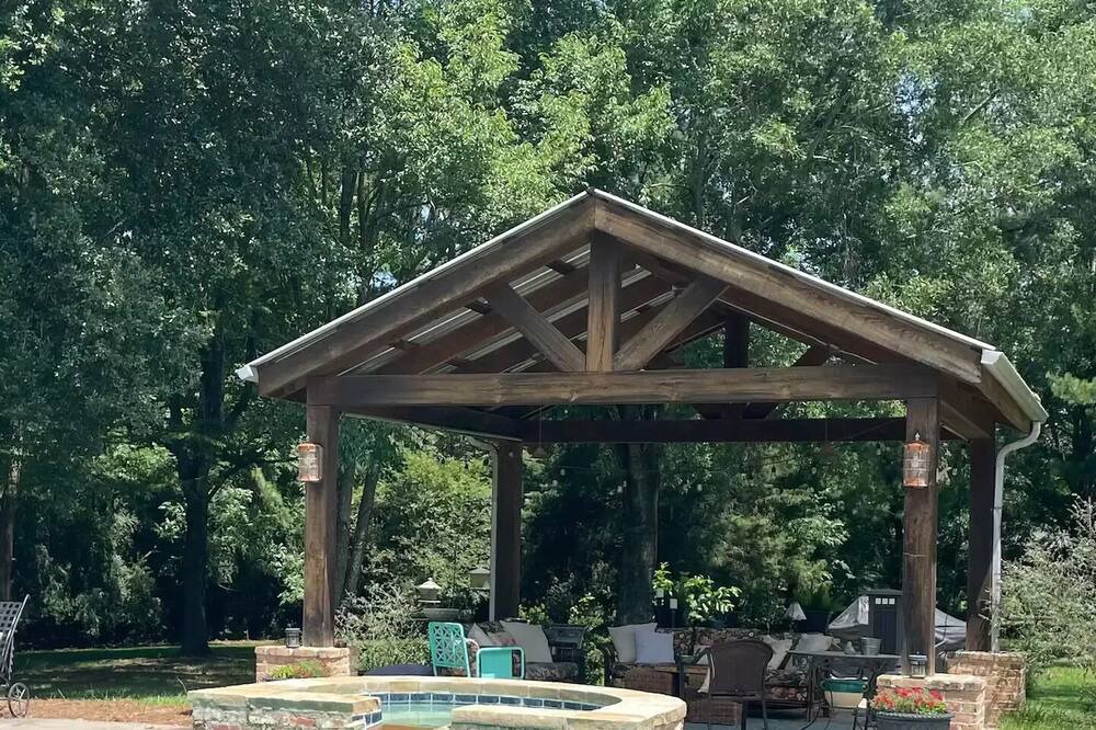 Photo of Outdoor in Madison
