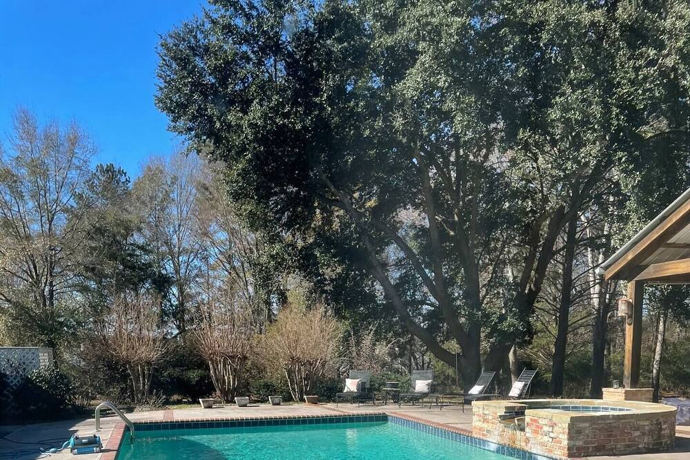 Photo of Outdoor in Madison