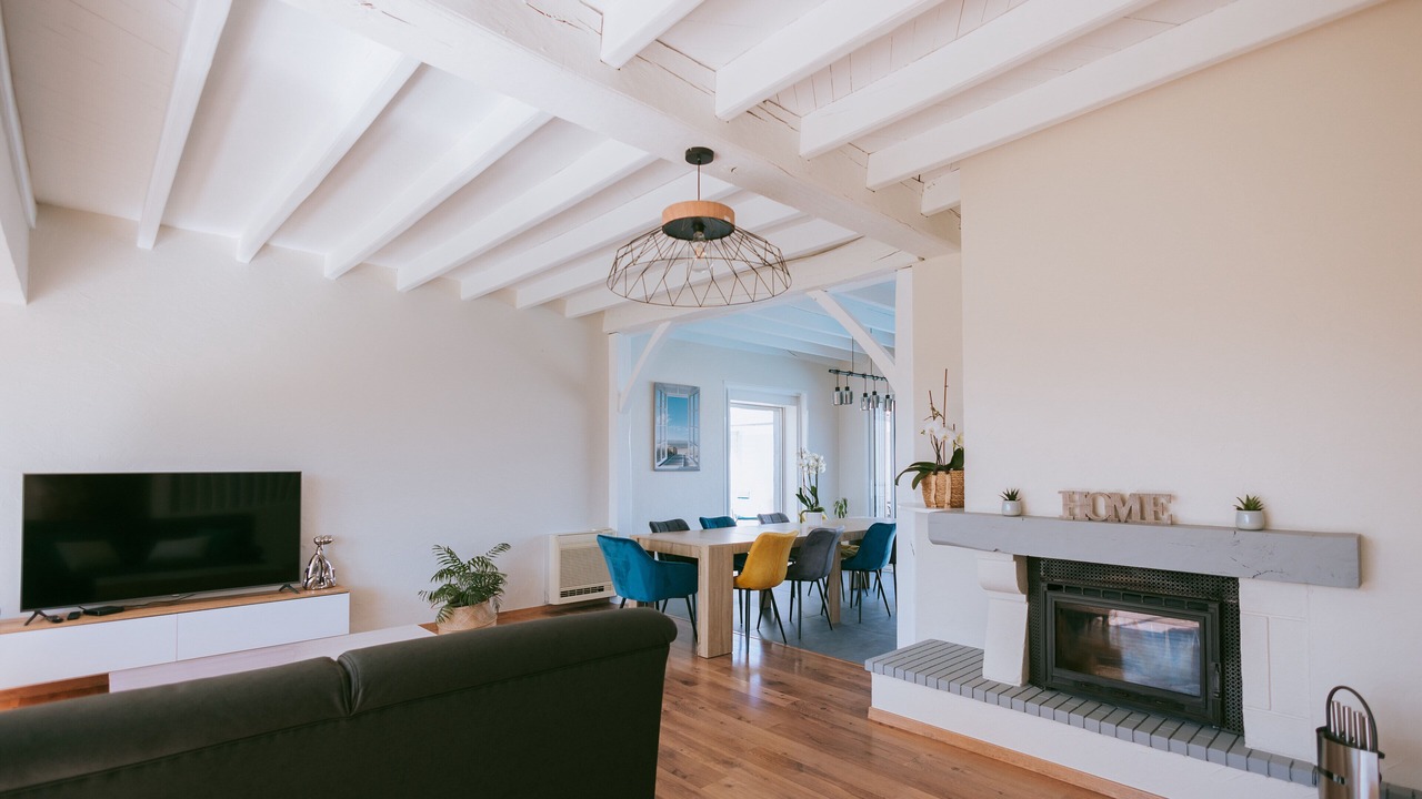 Photo of Others in Begaar