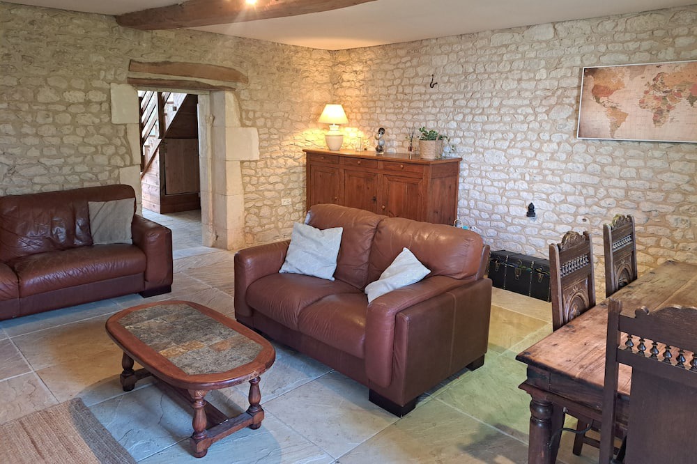 Photo of Livingroom in Champagnac