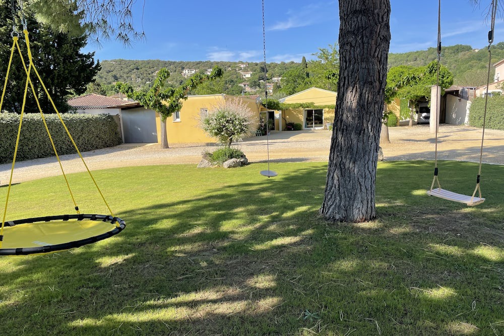 Photo of Others in Saint-Martin-d'Ardeche