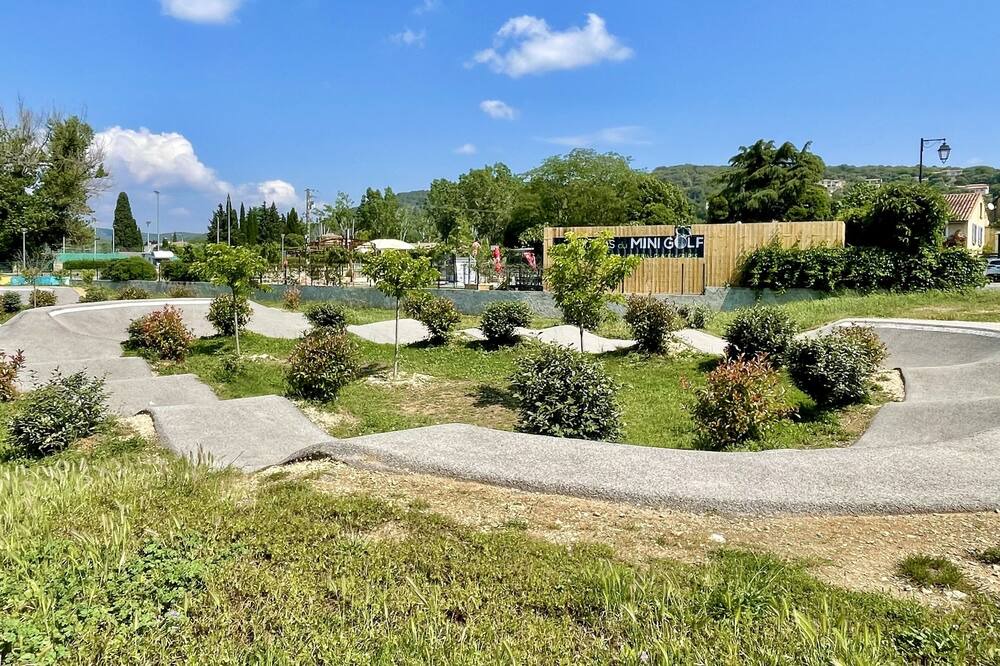 Photo of Outdoor in Saint-Martin-d'Ardeche