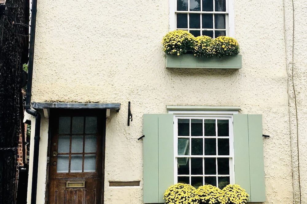 Photo of Outdoor in Shere