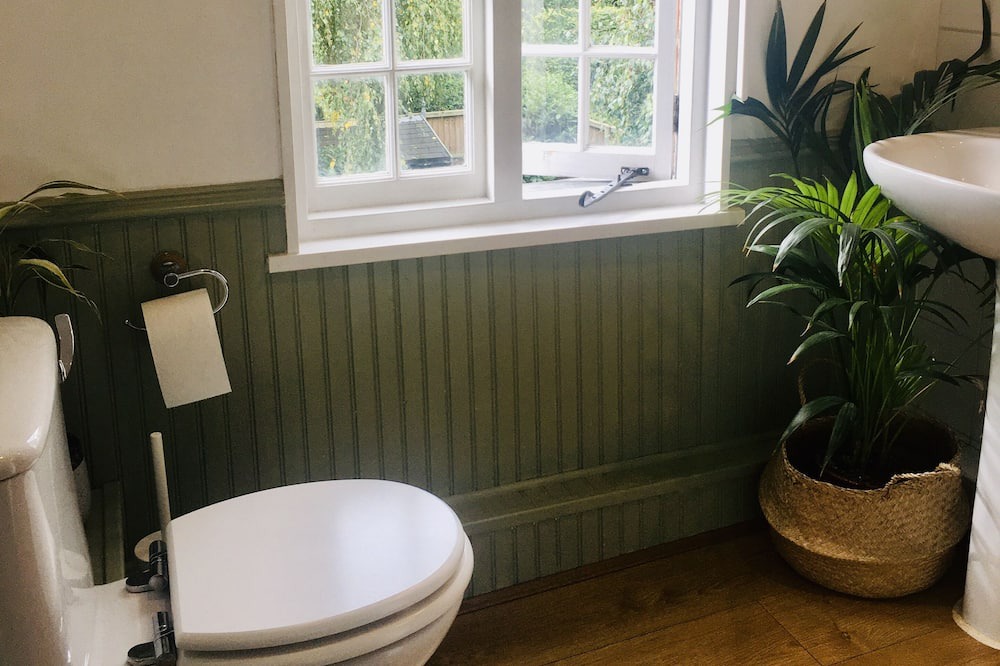 Photo of Bathroom in Shere