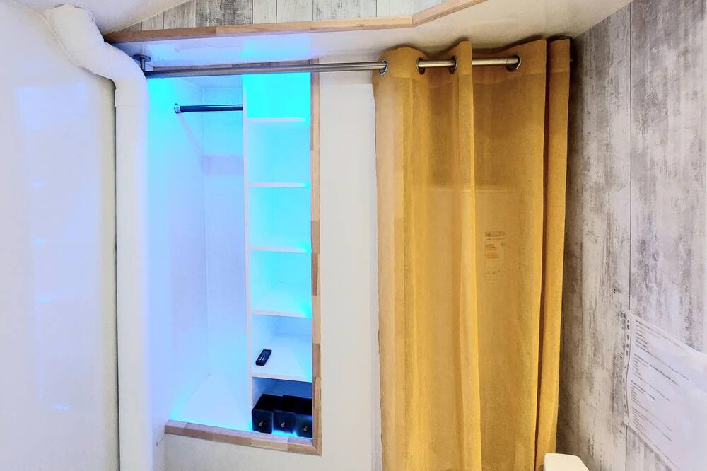 Photo of Bathroom in Dunkerque Centre