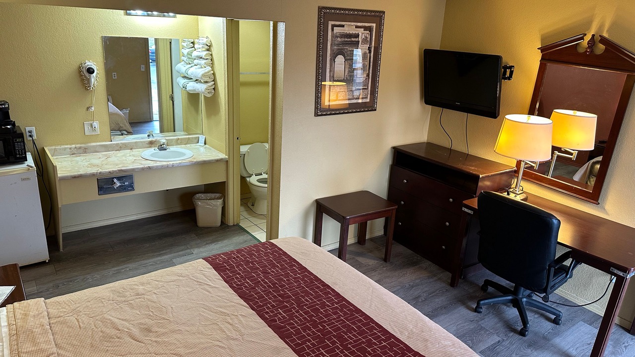 Photo of Livingroom in Clinton