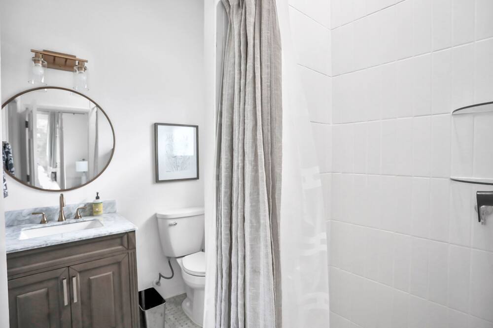 Photo of Bathroom in Nassau County