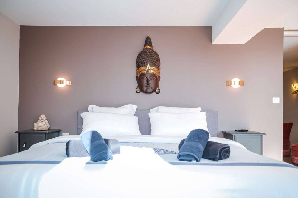 Photo of Bedroom in Puybegon