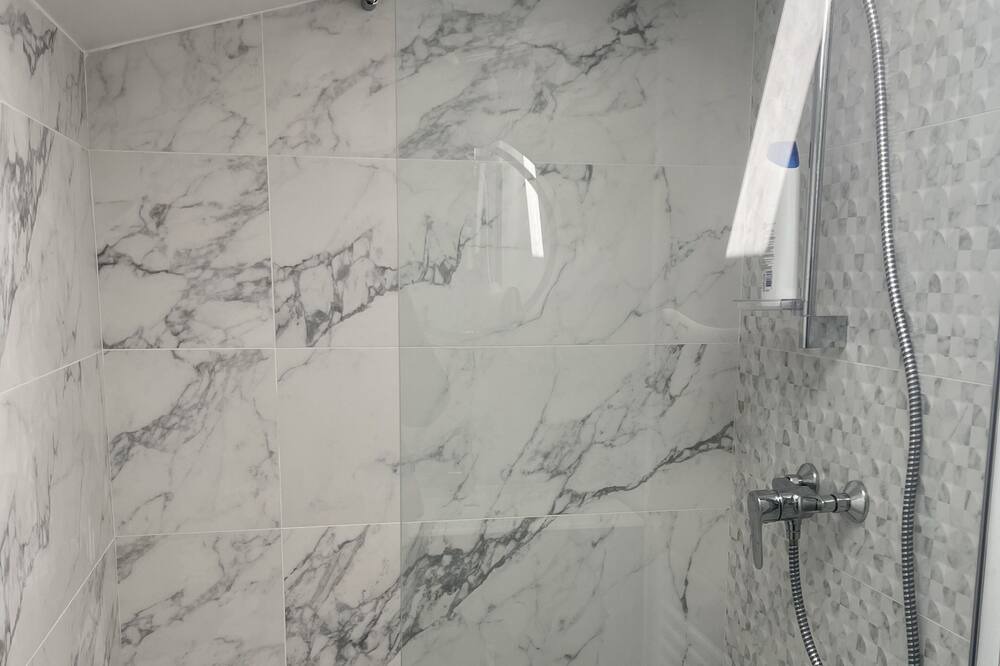 Photo of Bathroom in Castries