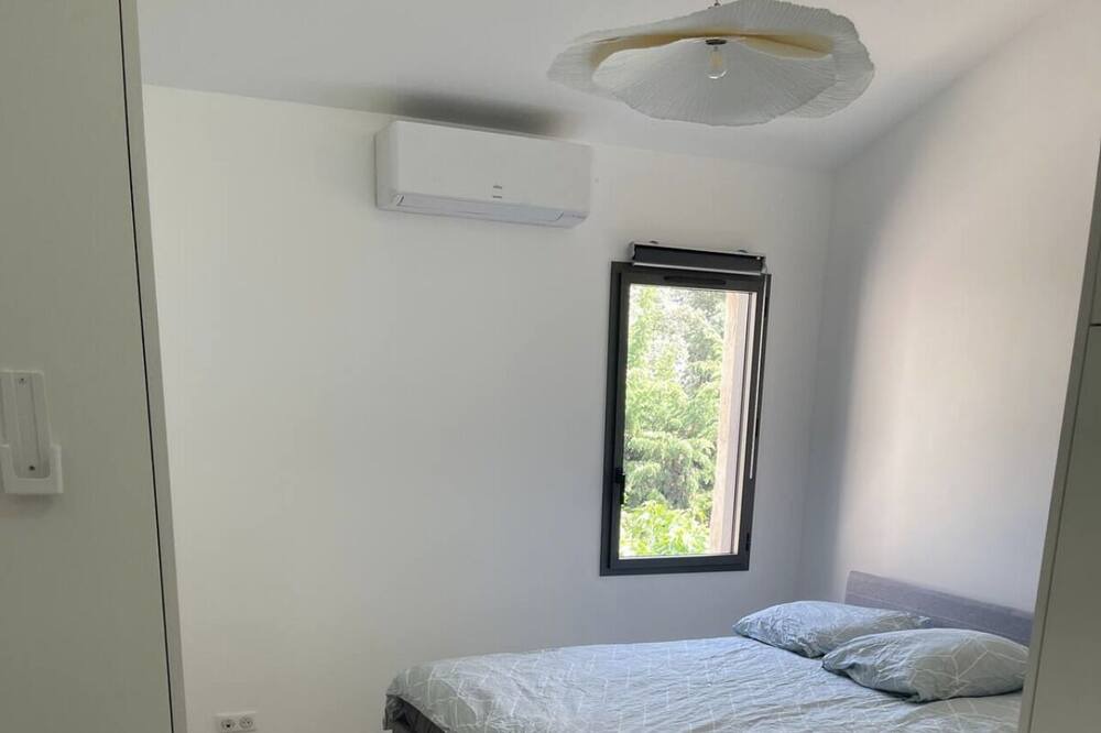 Photo of Bedroom in Castries