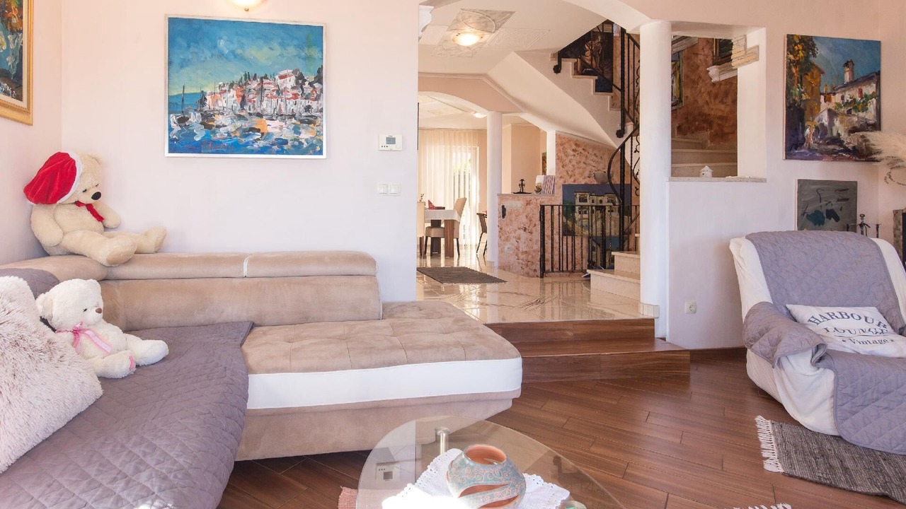 Photo of Livingroom in Opric
