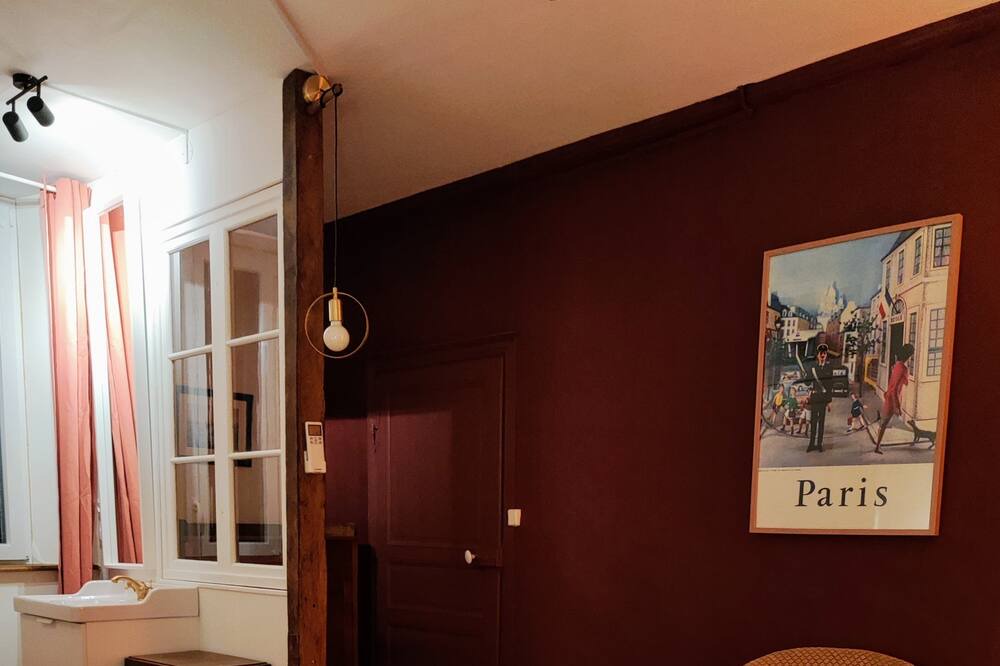 Photo of Bedroom in Melay