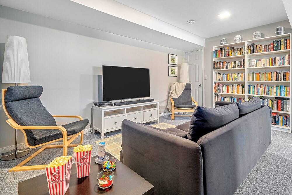 Photo of Livingroom in Picton