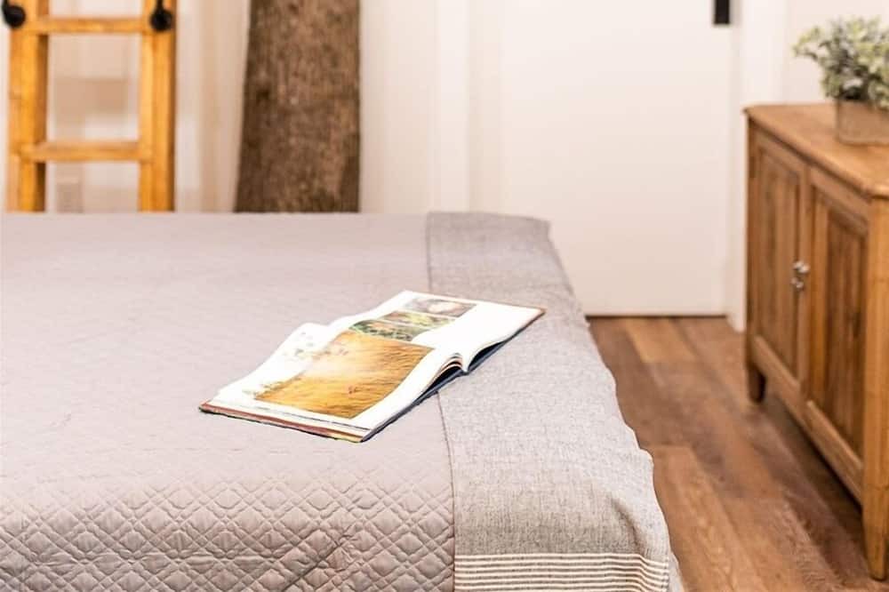 Photo of Bedroom in Gadsden