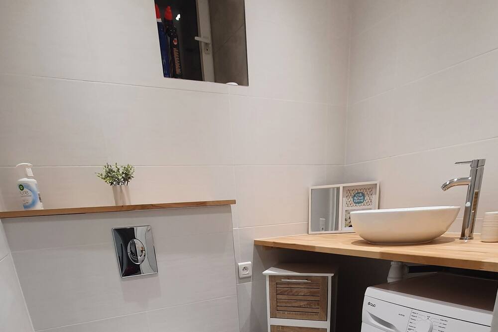 Photo of Bathroom in Varennes-le-Grand