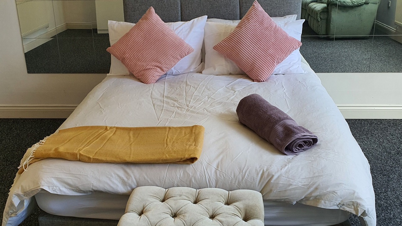 Photo of Bedroom in Weston on Trent