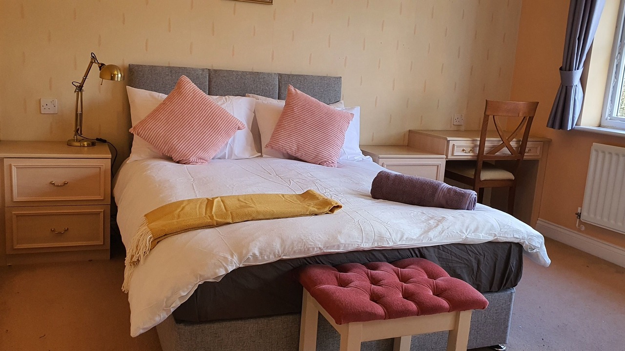 Photo of Bedroom in Weston on Trent