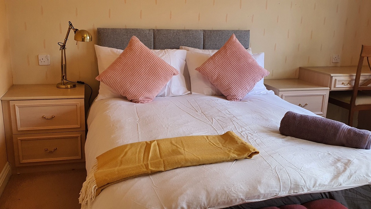 Photo of Bedroom in Weston on Trent