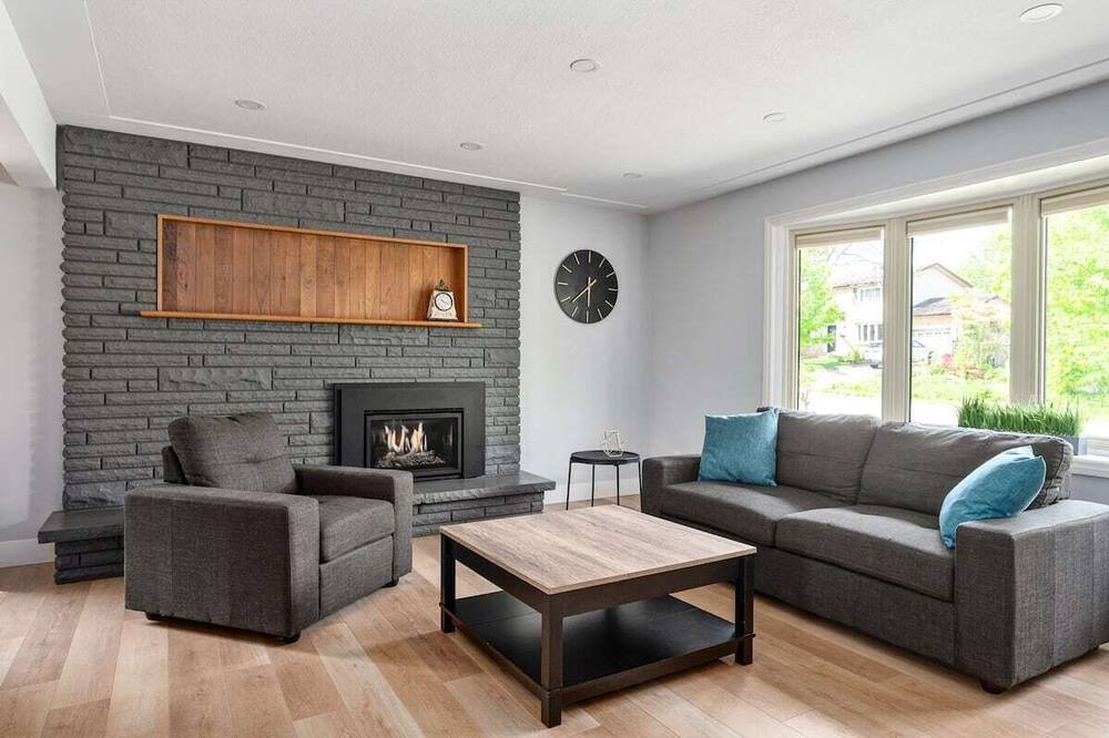 Photo of Livingroom in Byron