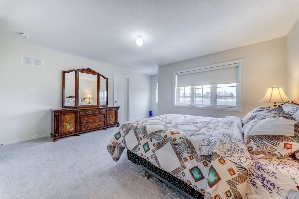 Photo of Bedroom in Oshawa